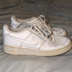 Nike White Air Force 1 low top Leather Sneakers